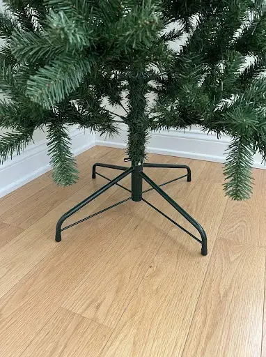 Hide the Stand With a Collar or Basket